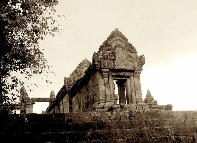 hilltop temple of preah vihear 05