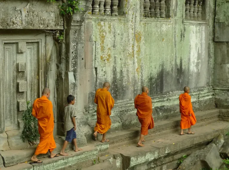 koh ker temple group and beng mealea 03