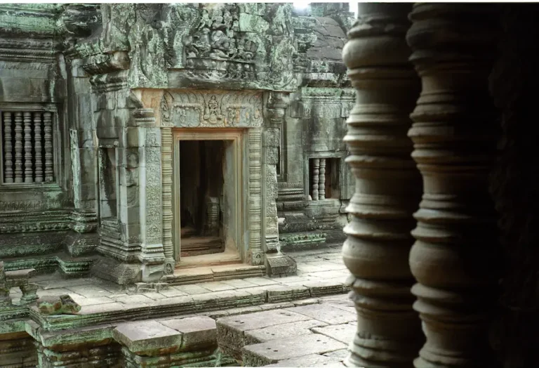 pre angkor temples of roluos group and kampong phluk 01